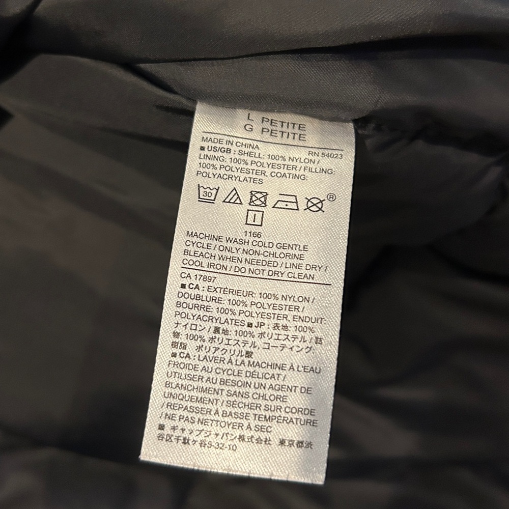 Banana Republic Women's Black Puffer Coat Mid Length With Large Collar Sz LP - Picture 3 of 6